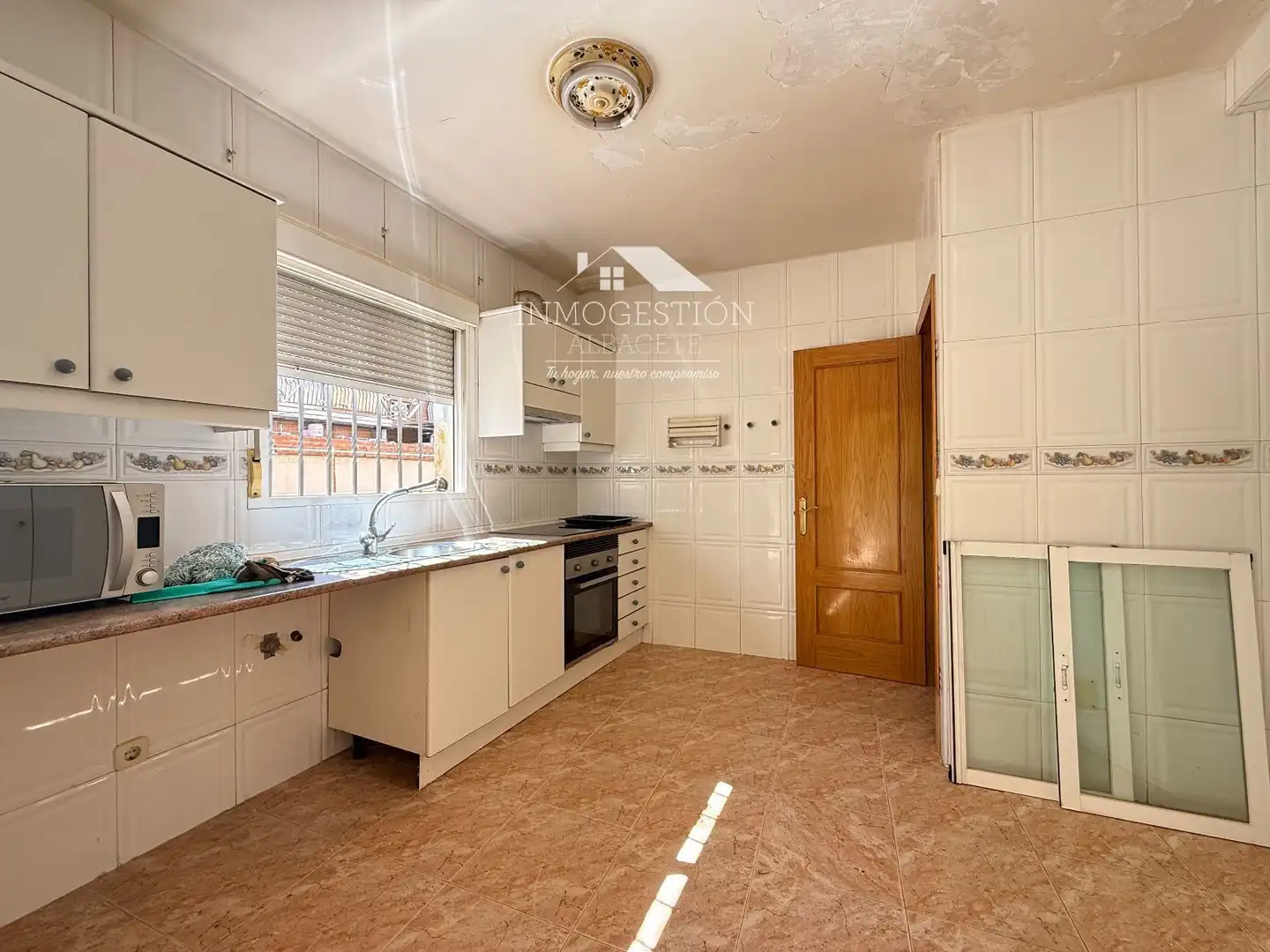 Kitchen of Flat for sale in Madrid  with Heating and Terrace