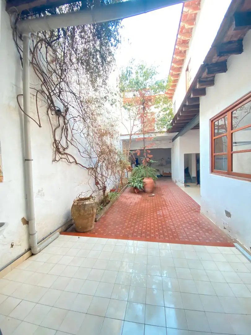 Vista exterior de Casa o xalet en venda en Carlet amb Aire condicionat, Calefacció i Jardí privat