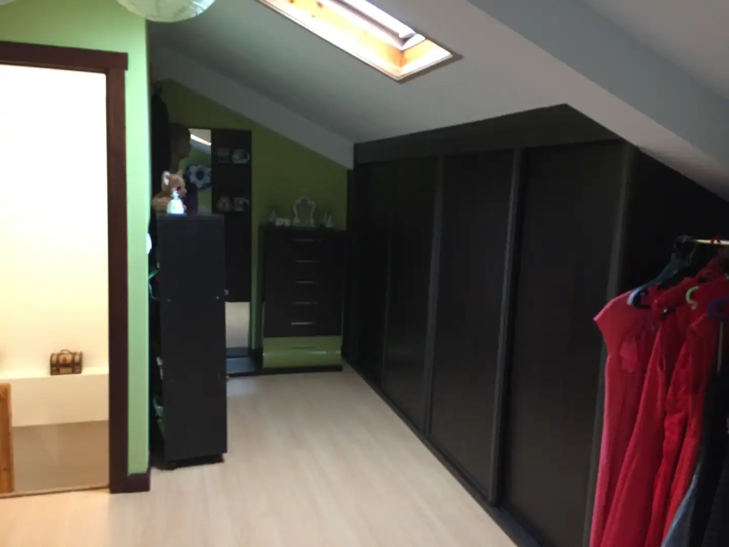 Dormitori de Casa o xalet en venda en Vigo  amb Calefacció, Forn i Rentadora