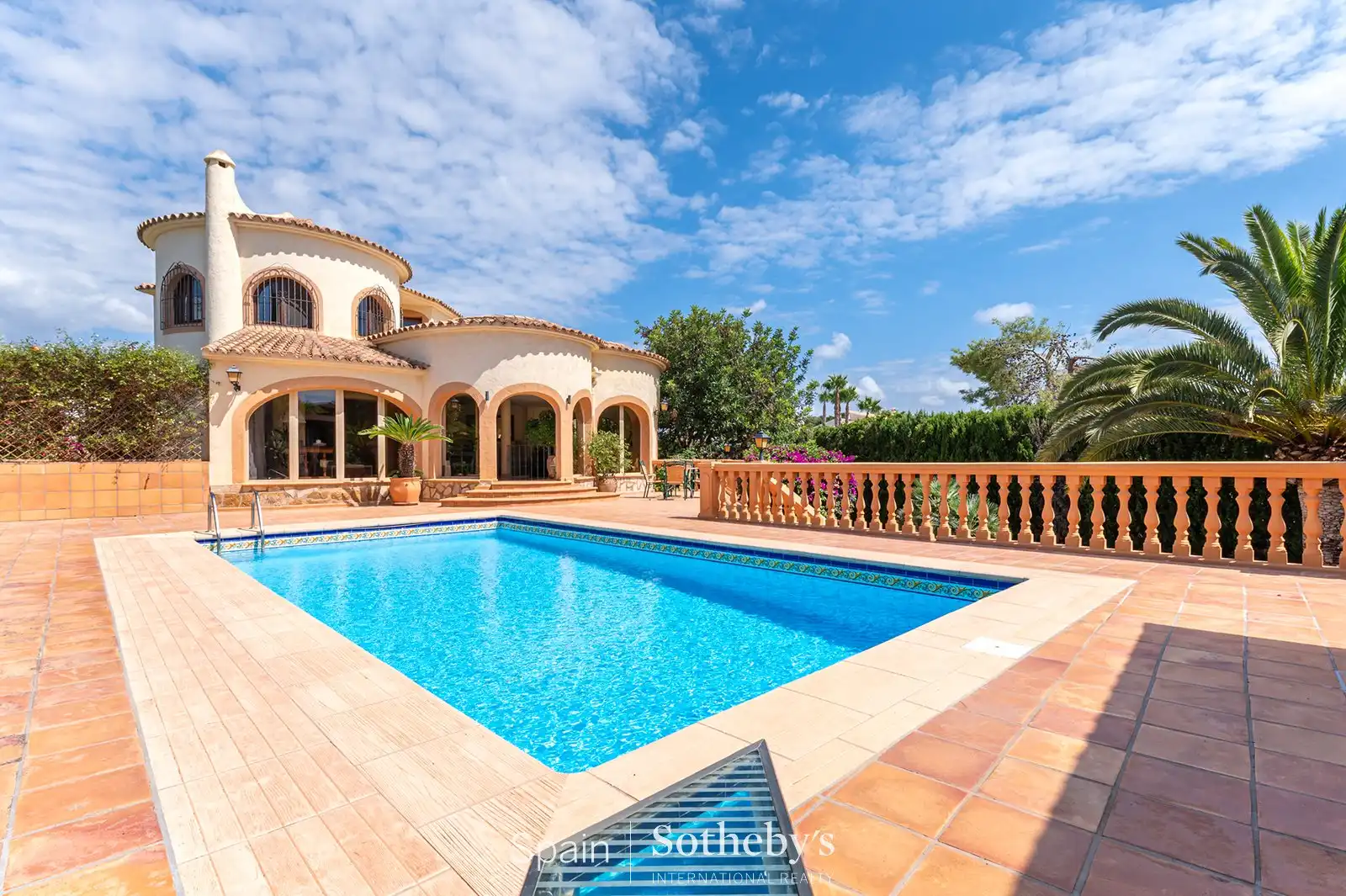 Casa con piscina en venta en Urbanización Gran Sol