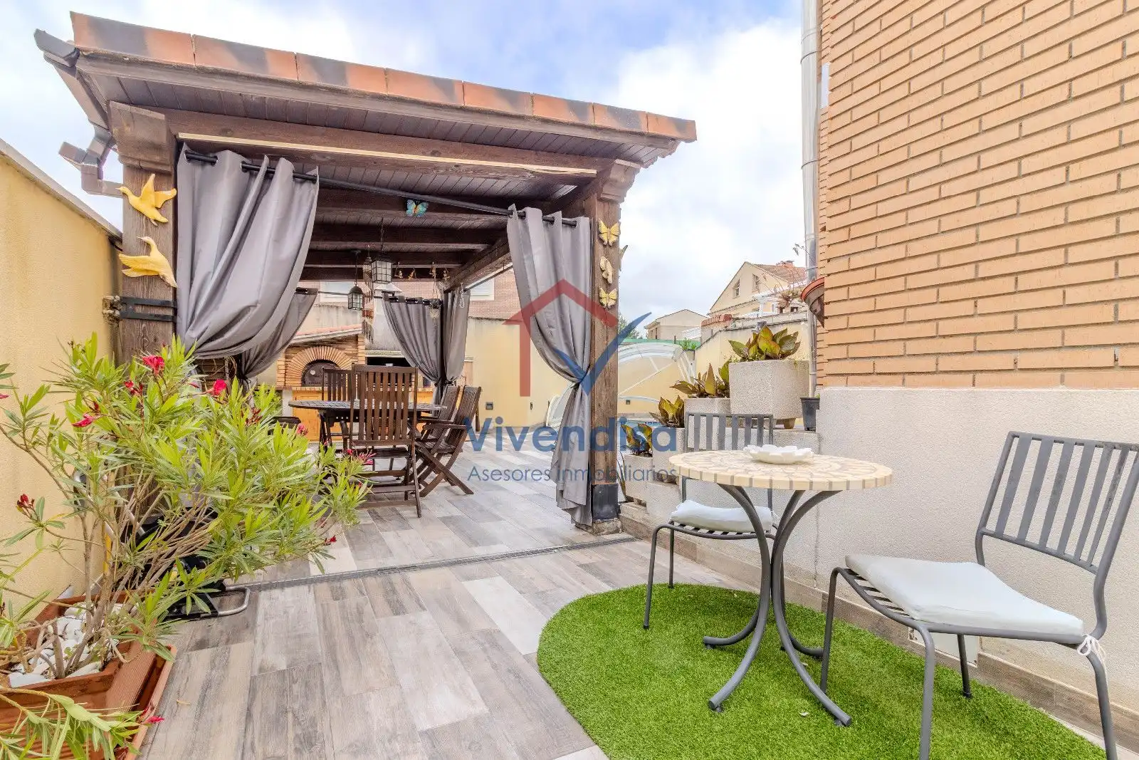 Terraza de Casa adosada en venta en Cabanillas del Campo con Terraza y Piscina