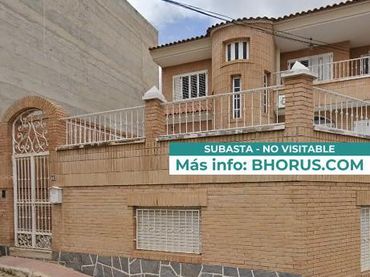 Casa en venda a SECRETARIO FERNANDEZ MARTINEZ 10