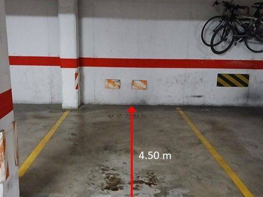 Garaje en Alquiler en Carrer de Jorge Comín Metge Pediatre, 3 en Nou Campanar