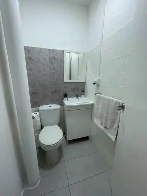 Badezimmer von Erdgeschoss zum Verkauf in Villajoyosa / La Vila Joiosa mit Terrasse und Möbliert