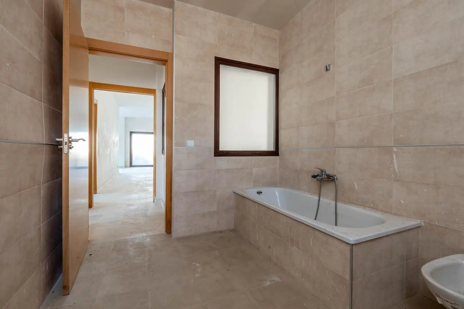 Baño de Casa o chalet en venta en Cúllar Vega con Aire acondicionado, Calefacción y Terraza