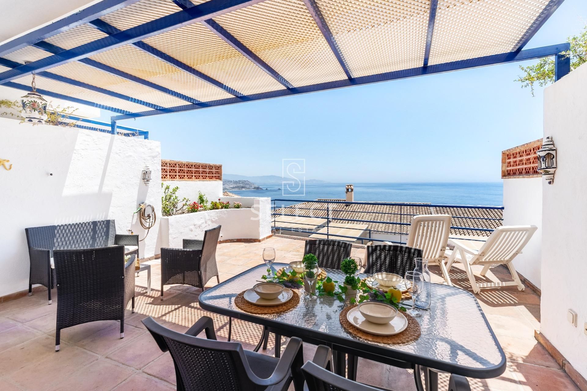 Terrace of Single-family semi-detached for sale in Almuñécar  with Terrace, Balcony and Community pool