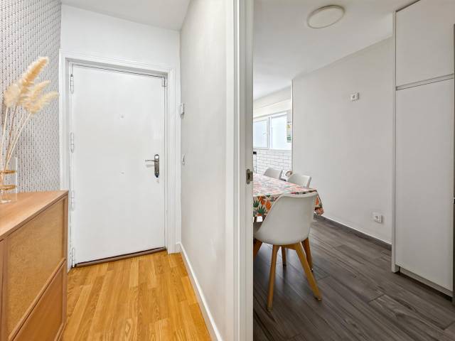 Piso en Venta en De Moratalaz en Vinateros