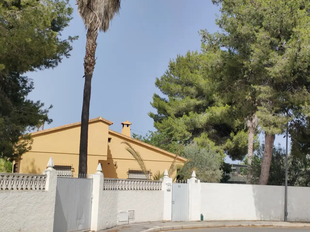 Vista exterior de Casa o xalet en venda en Benidorm amb Moblat