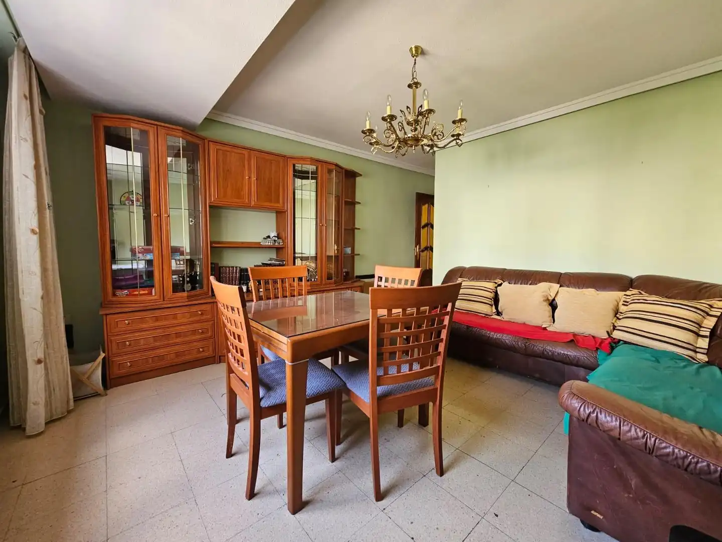 Comedor de Piso en venta en Salamanca con Calefacción