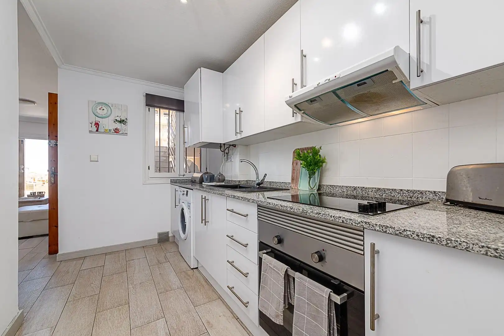 Küche von Wohnungen zur Miete in Torrevieja mit Klimaanlage, Terrasse und Möbliert