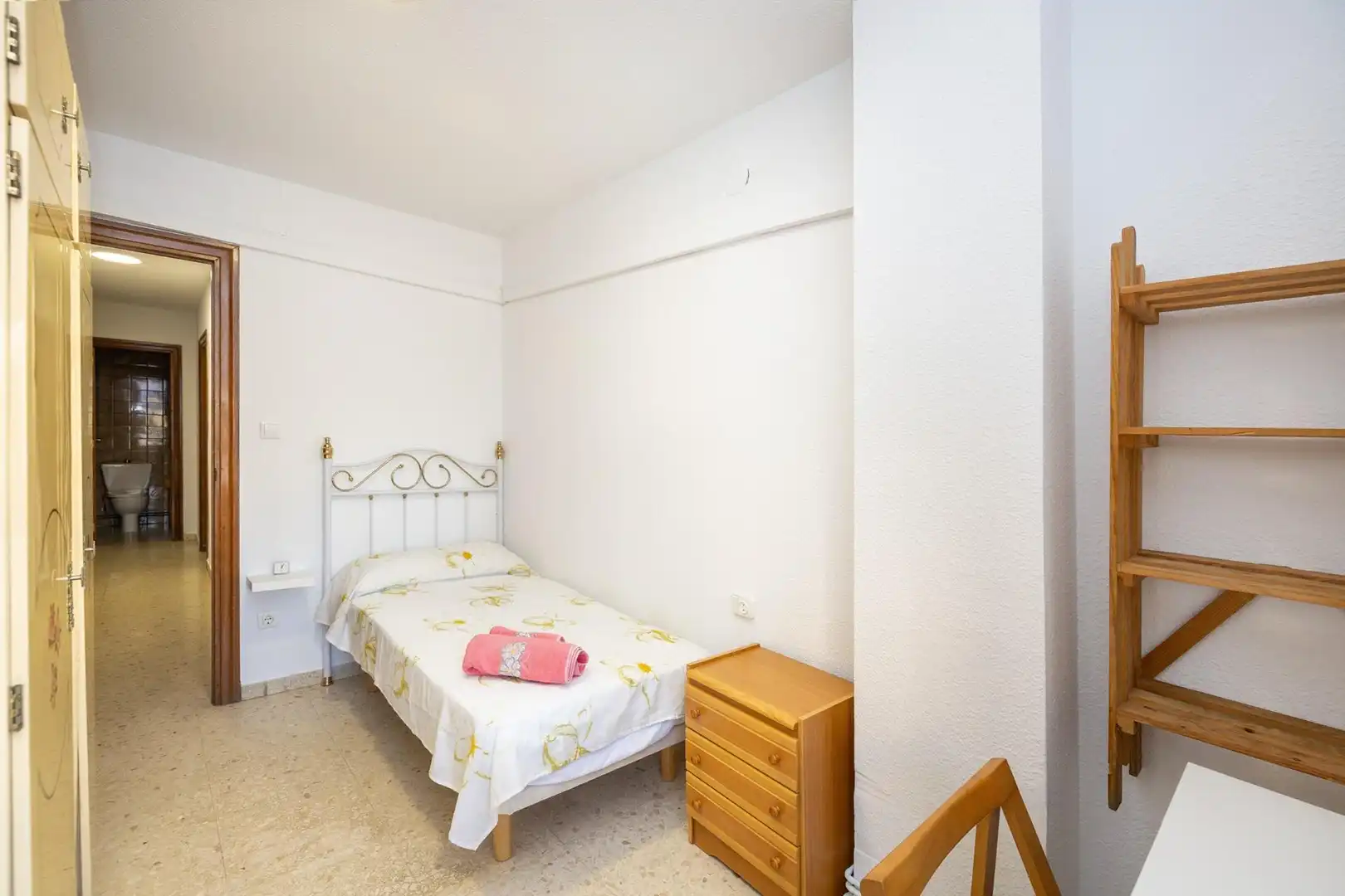 Flat with terrace to rent in Calle Calle Pintor Francisco Pradilla, imagen 22