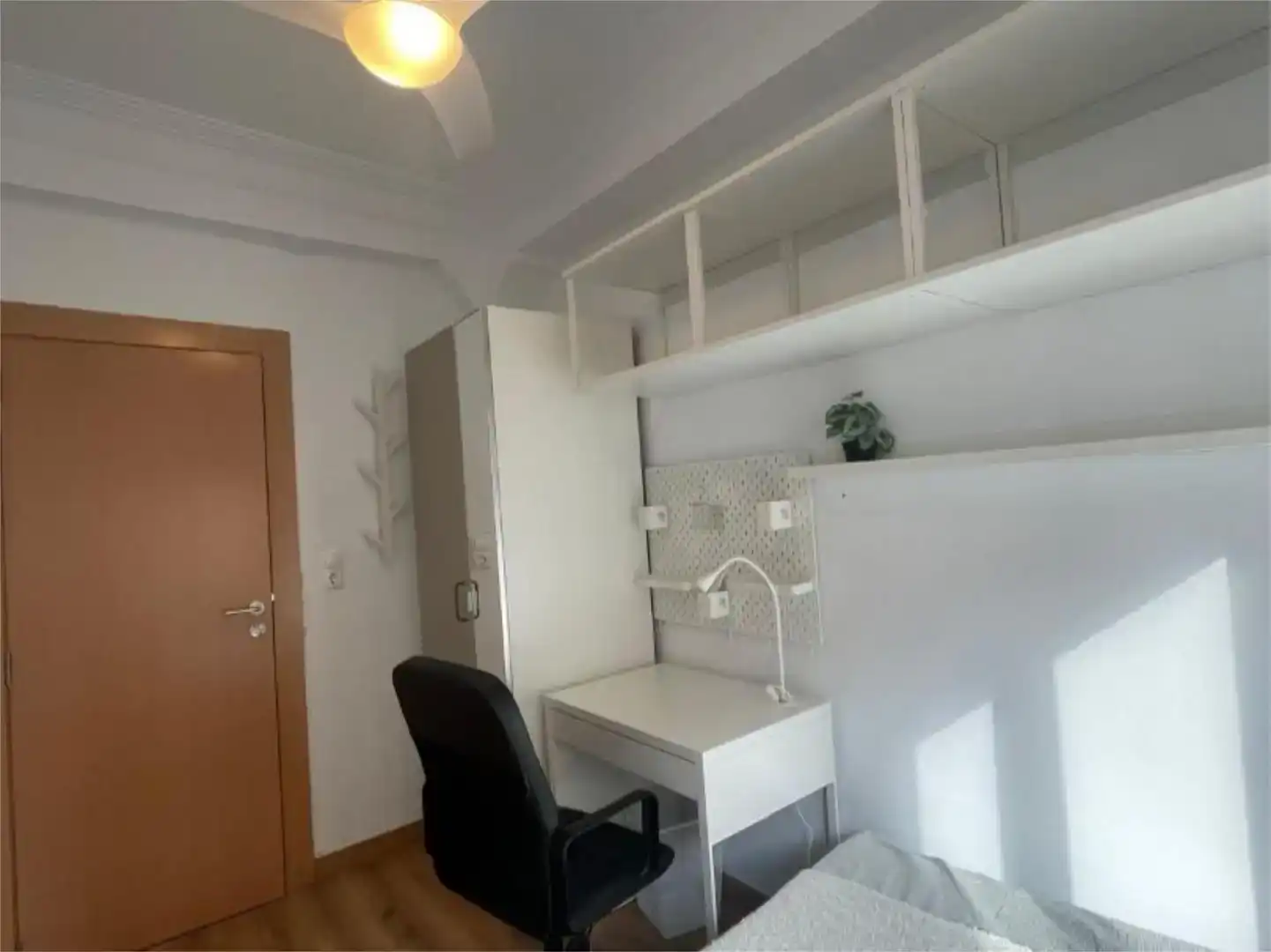 Schlafzimmer von Wohnung zur Miete in  Valencia Capital