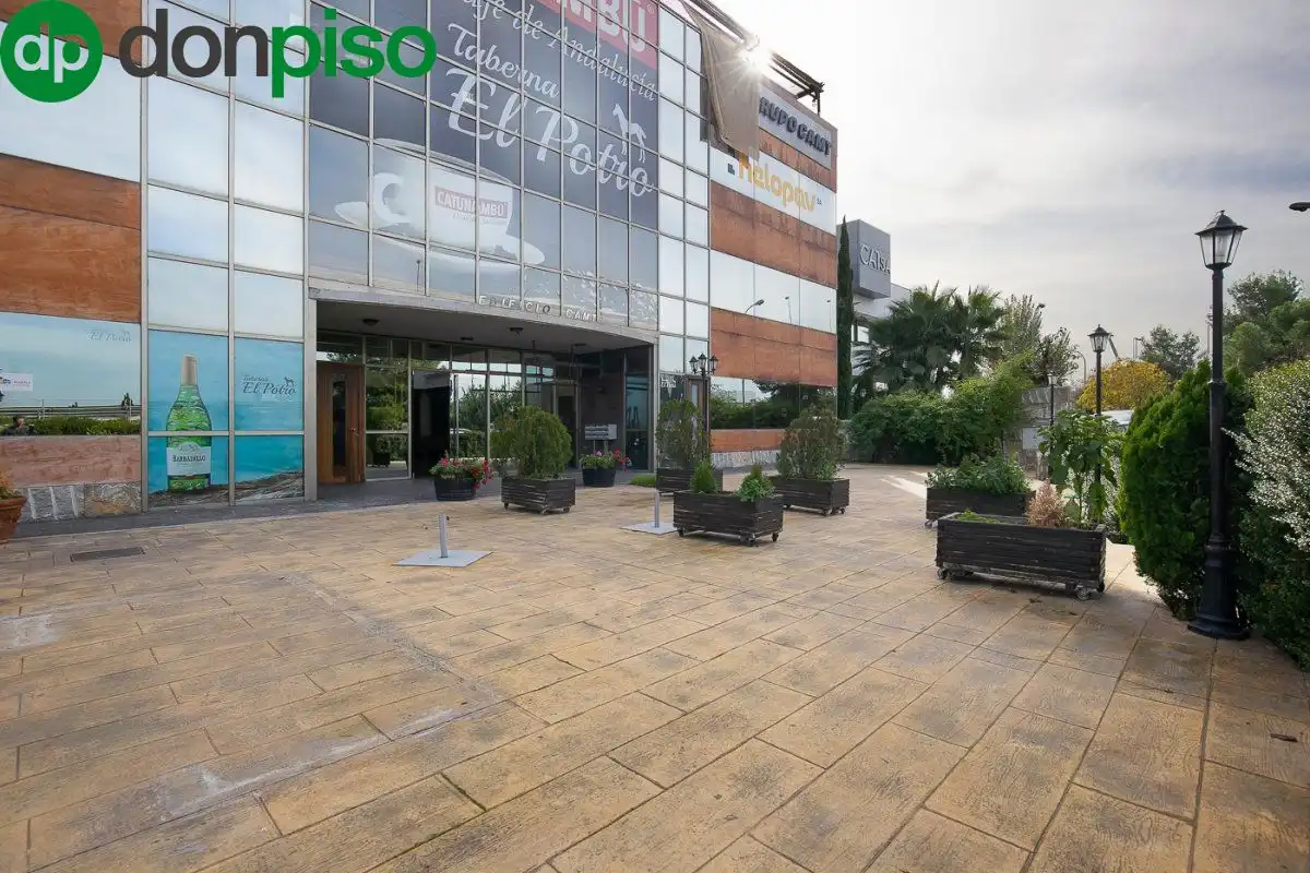 Edificio en venta en Calle FERNANDO DE LOS RIOS, Campus de la Salud