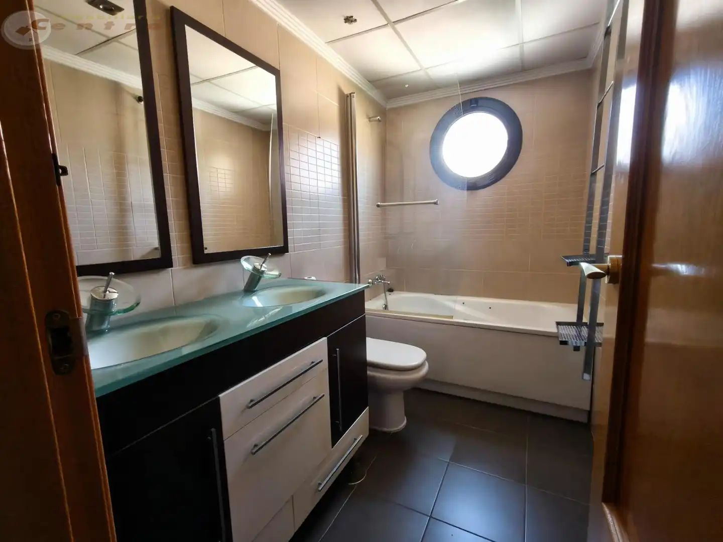 Bathroom of Houses for sale in Albacete  with Air Conditioner, Heating and Terrace