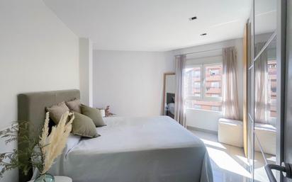 Bedroom of Flat for sale in  Valencia Capital  with Air Conditioner, Heating and Balcony
