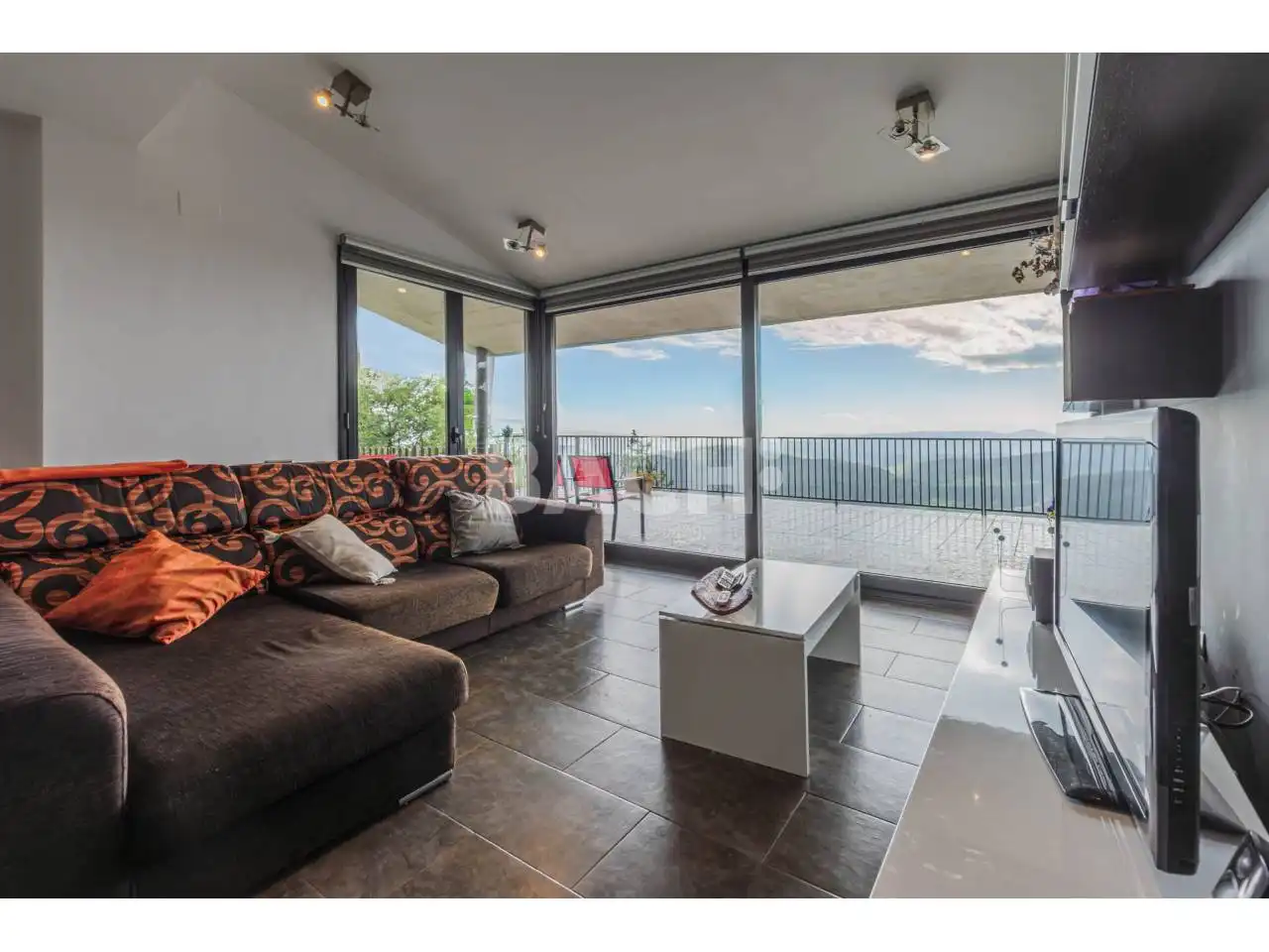 Sala de estar de Casa o chalet en venta en Gurb con Calefacción, Jardín privado y Terraza