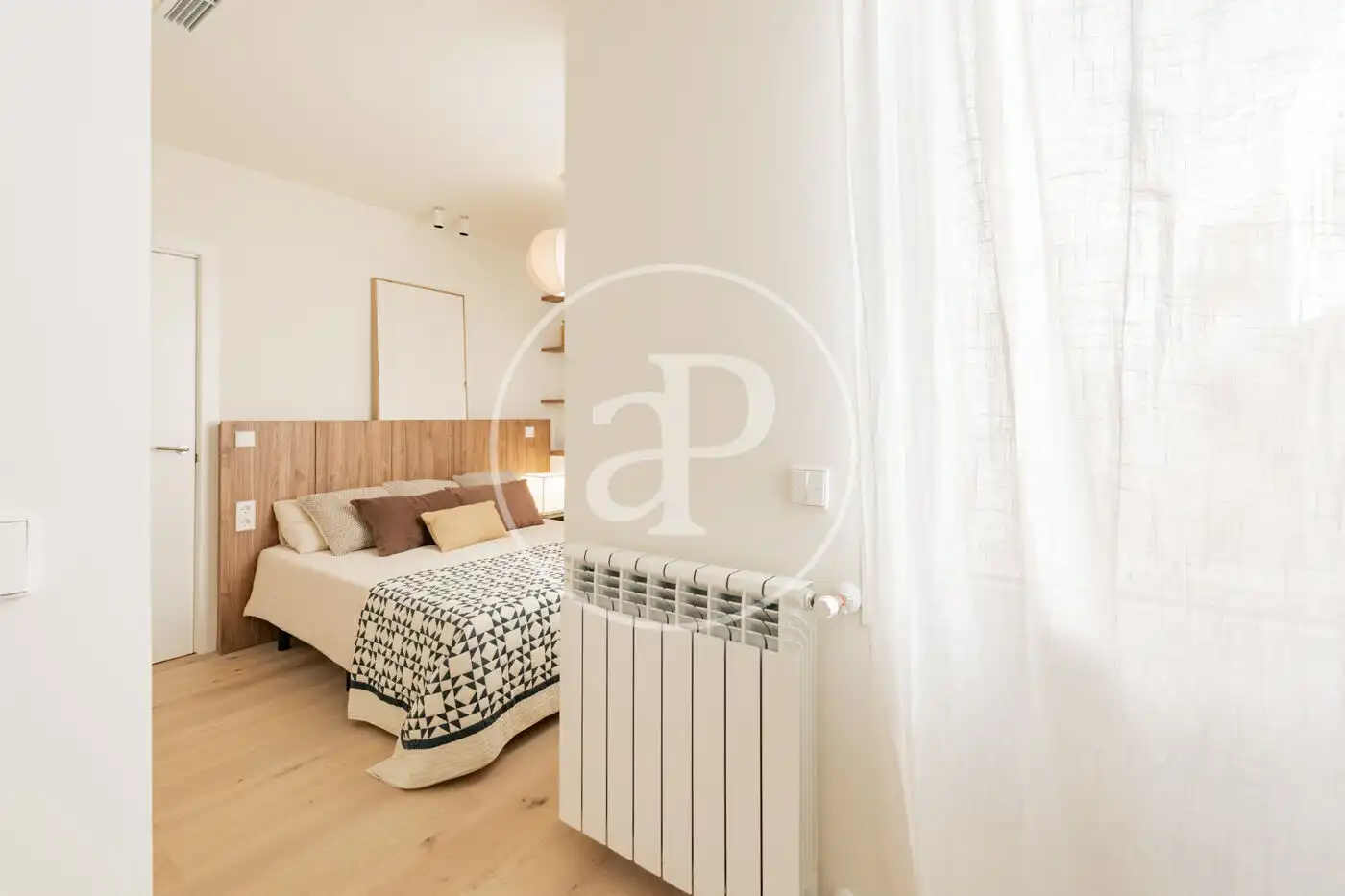 Bedroom of Flat for sale in Madrid  with Air Conditioner and Heating
