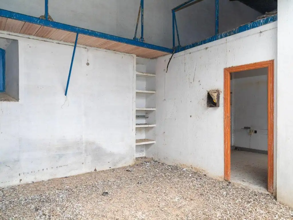 Industrial buildings for sale in Marchena