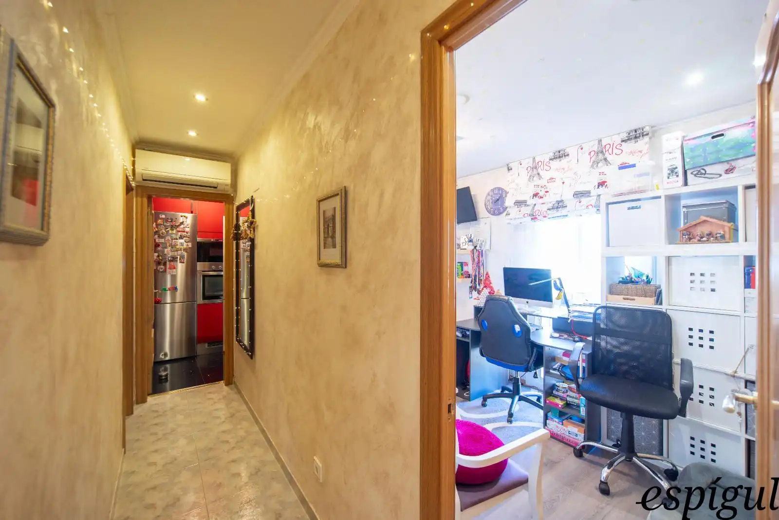 Flat for sale in Corunya, Sant Narcís
