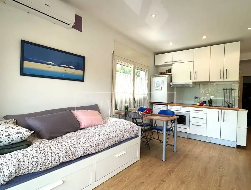 Apartment zum Verkauf in Carrer la Coma
