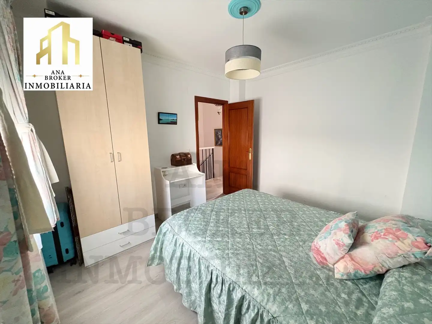 Casa adosada en venta en Calle Honduras, La Planilla