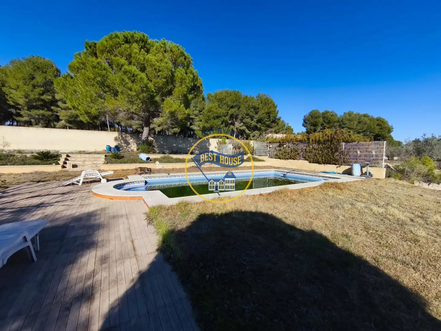 Vista exterior de Casa o xalet en venda en Ontinyent amb Jardí privat i Piscina