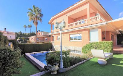 Exterior view of House or chalet for sale in Castellvell del Camp  with Air Conditioner, Terrace and Swimming Pool