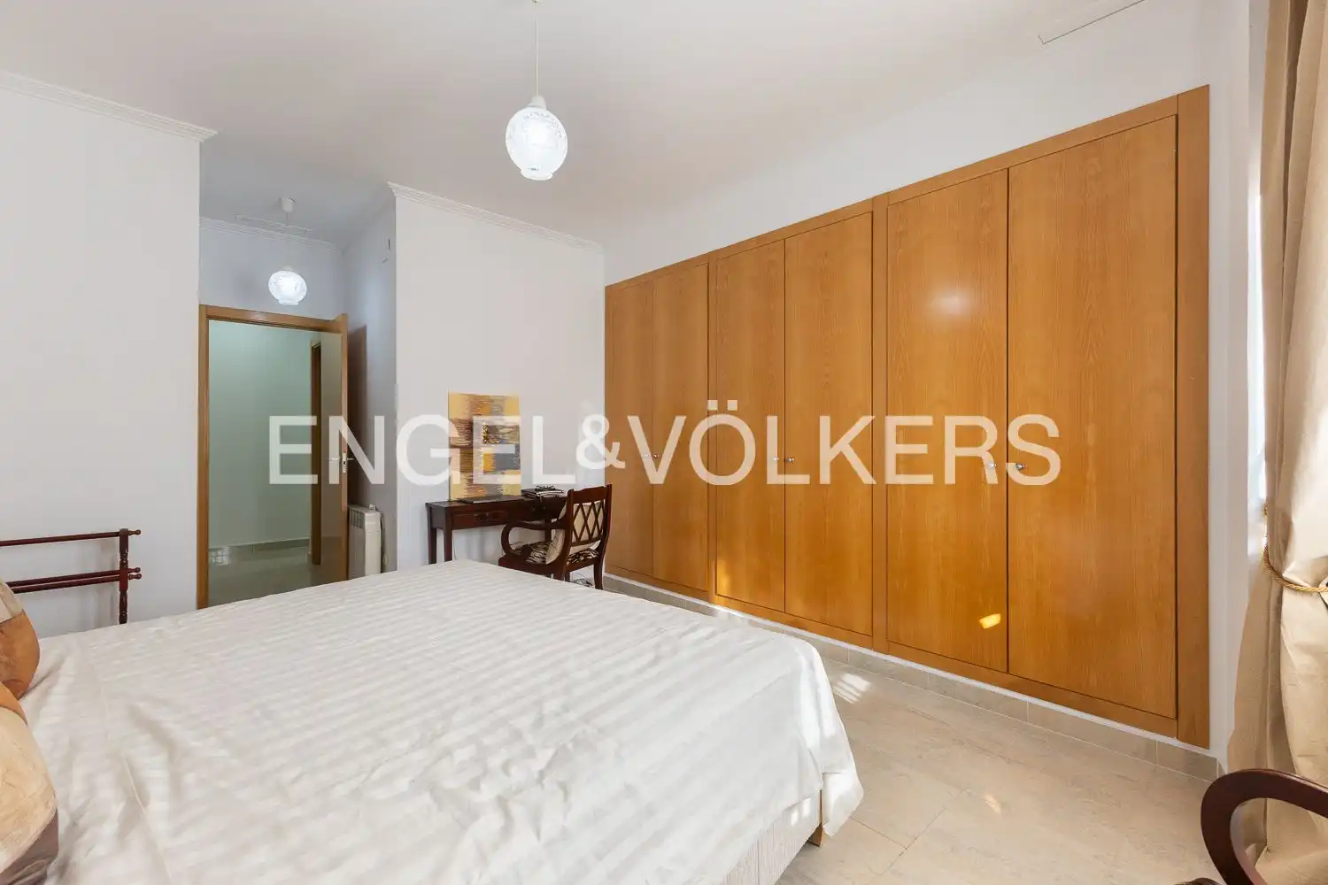 Wohnung zur Miete in Valencia mit Klimaanlage, Heizung und Möbliert