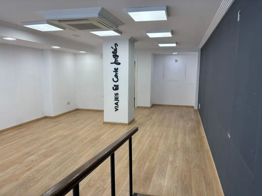 Local comercial de lloguer a Tolosa, imagen 4