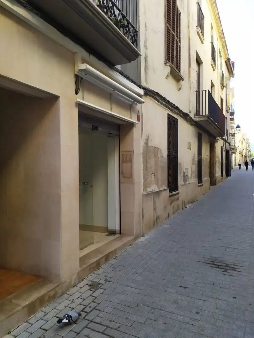 Business premises to rent in Nucli Urbà, imagen 4