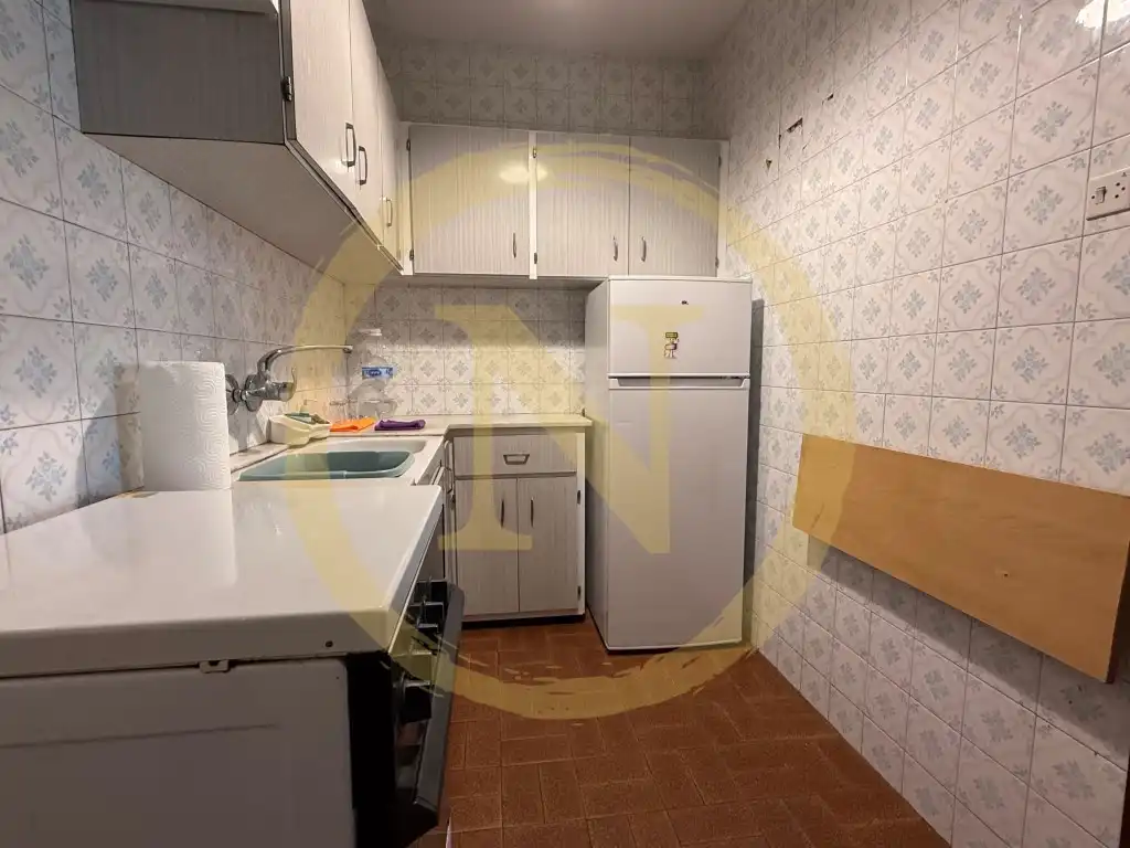 Cocina de Piso en venta en L'Hospitalet de Llobregat con Balcón