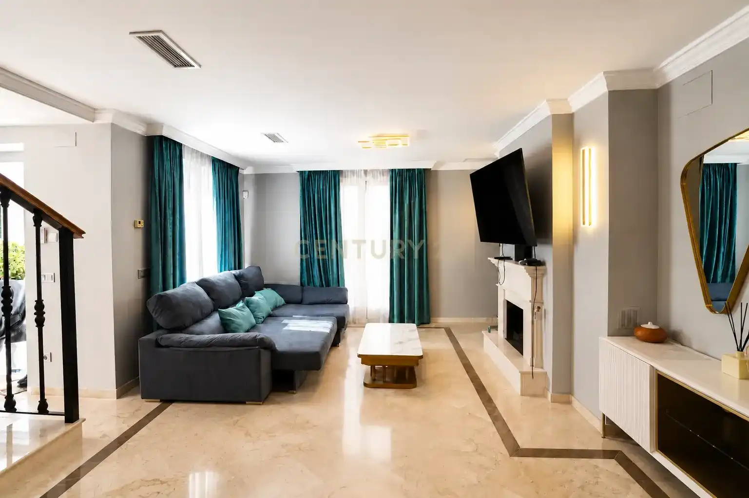 Sala de estar de Casa o chalet en venta en Marbella con Aire acondicionado, Jardín privado y Horno