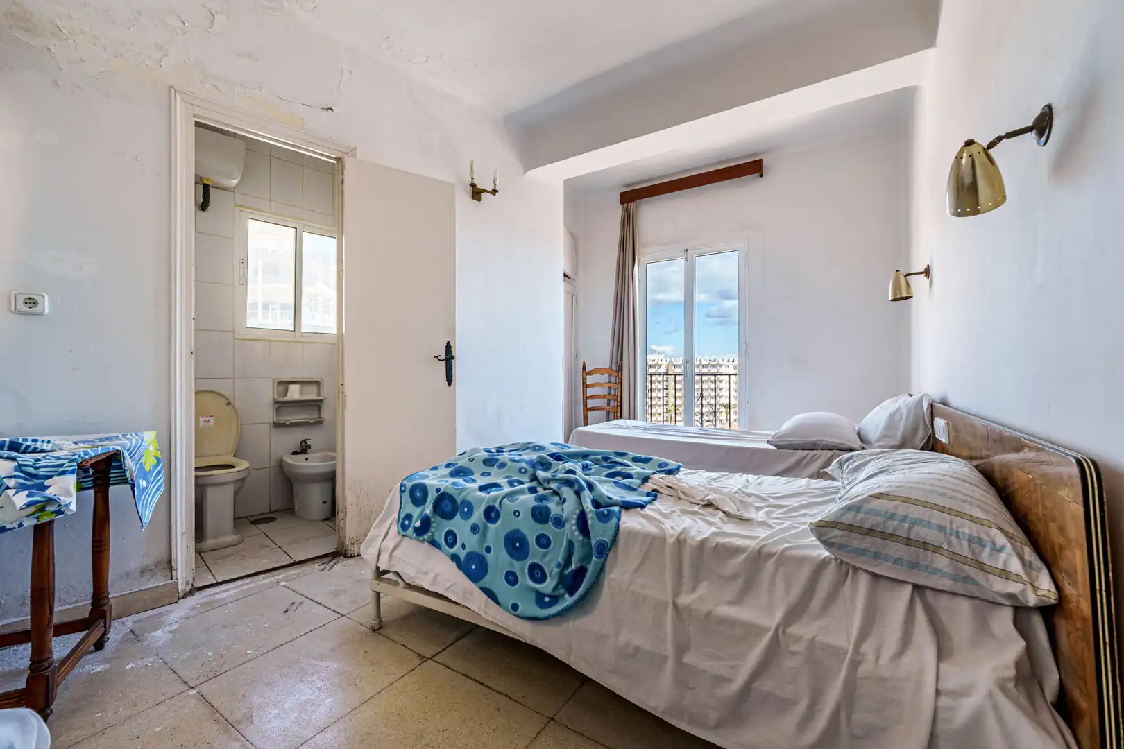 Bedroom of Buildings for sale in Torremolinos