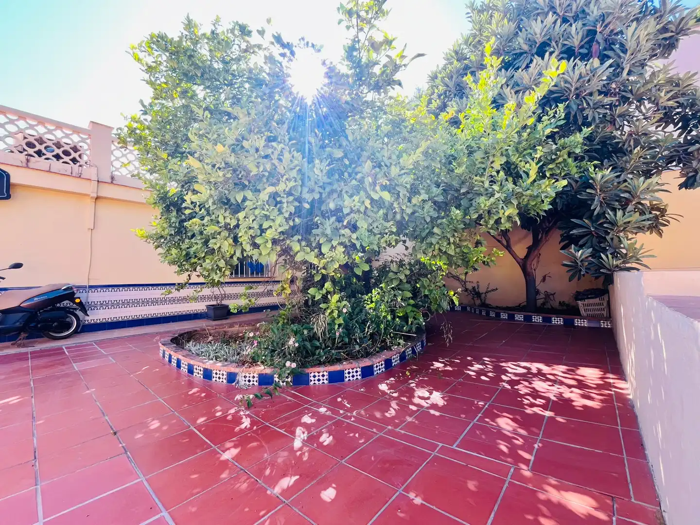 Jardín de Casa o chalet en venta en Fuengirola con Aire acondicionado, Jardín privado y Terraza