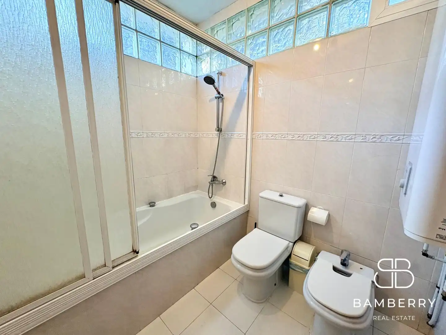 Baño de Casa o chalet en venta en Gavà