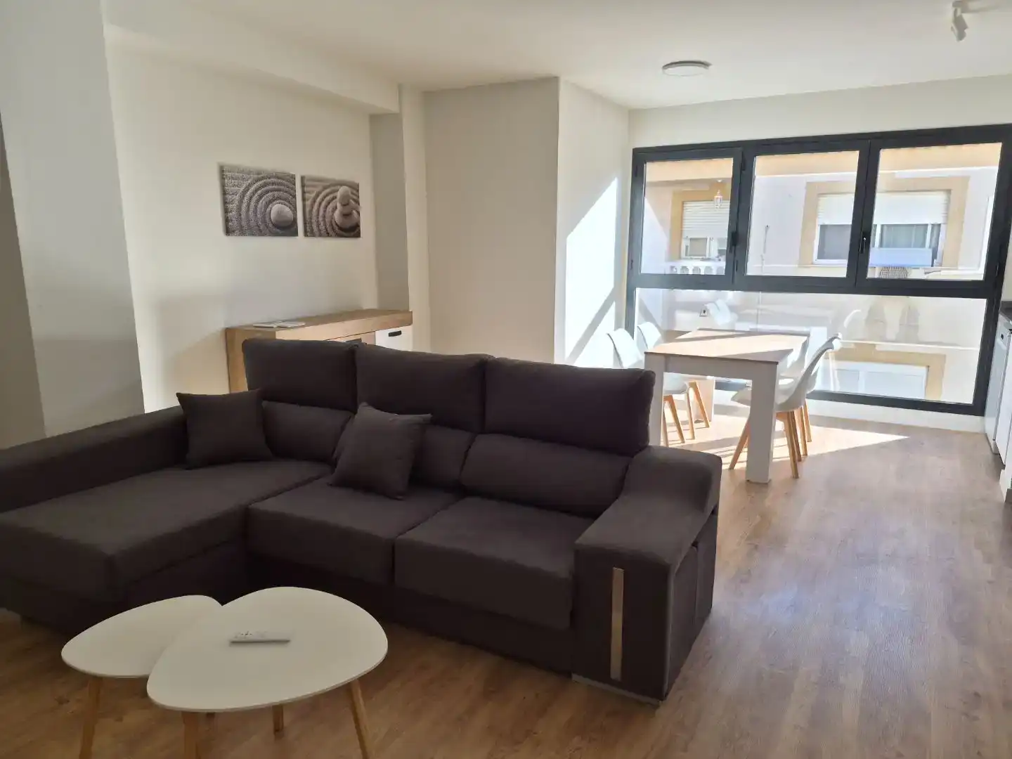 Sala d'estar de Pis de lloguer en Paterna amb Aire condicionat, Parquet i Moblat