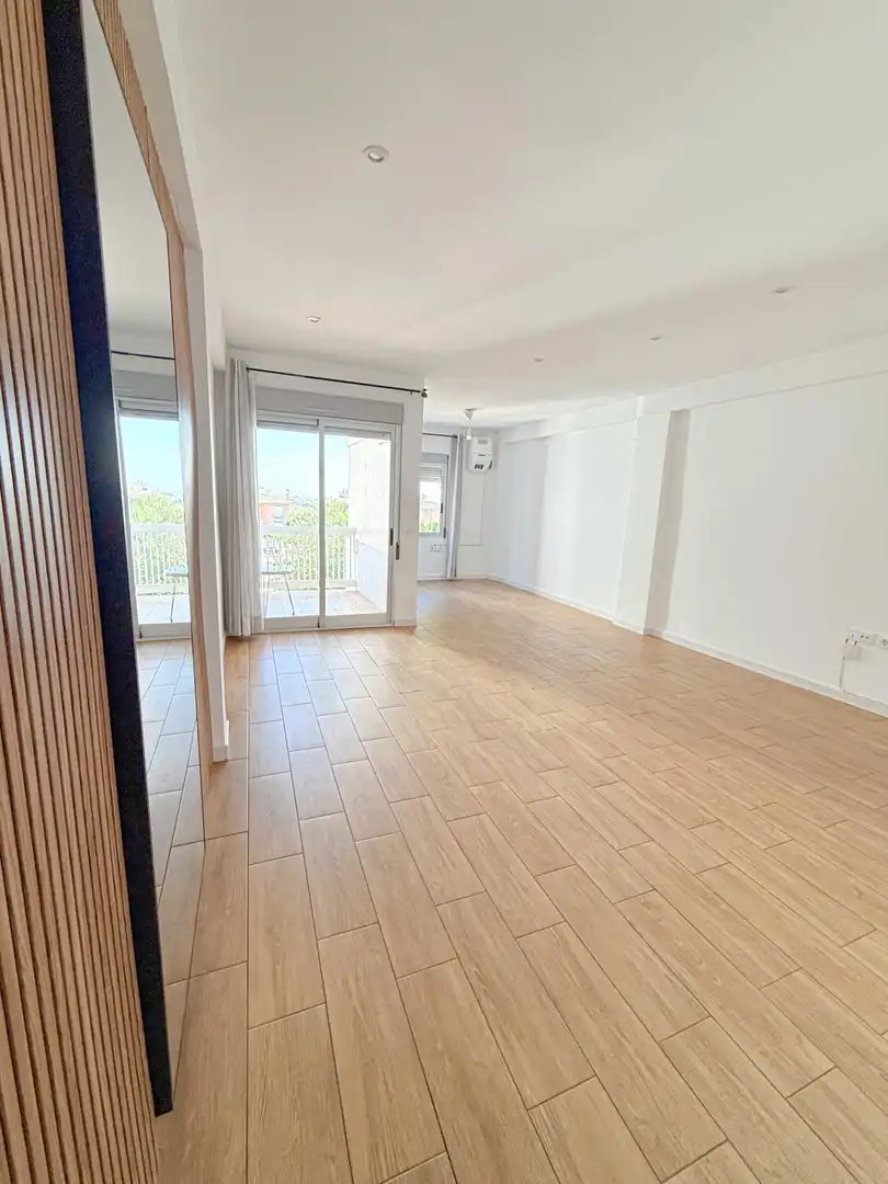 Living room of Flat for rent in Ayuntamiento - El Salvador