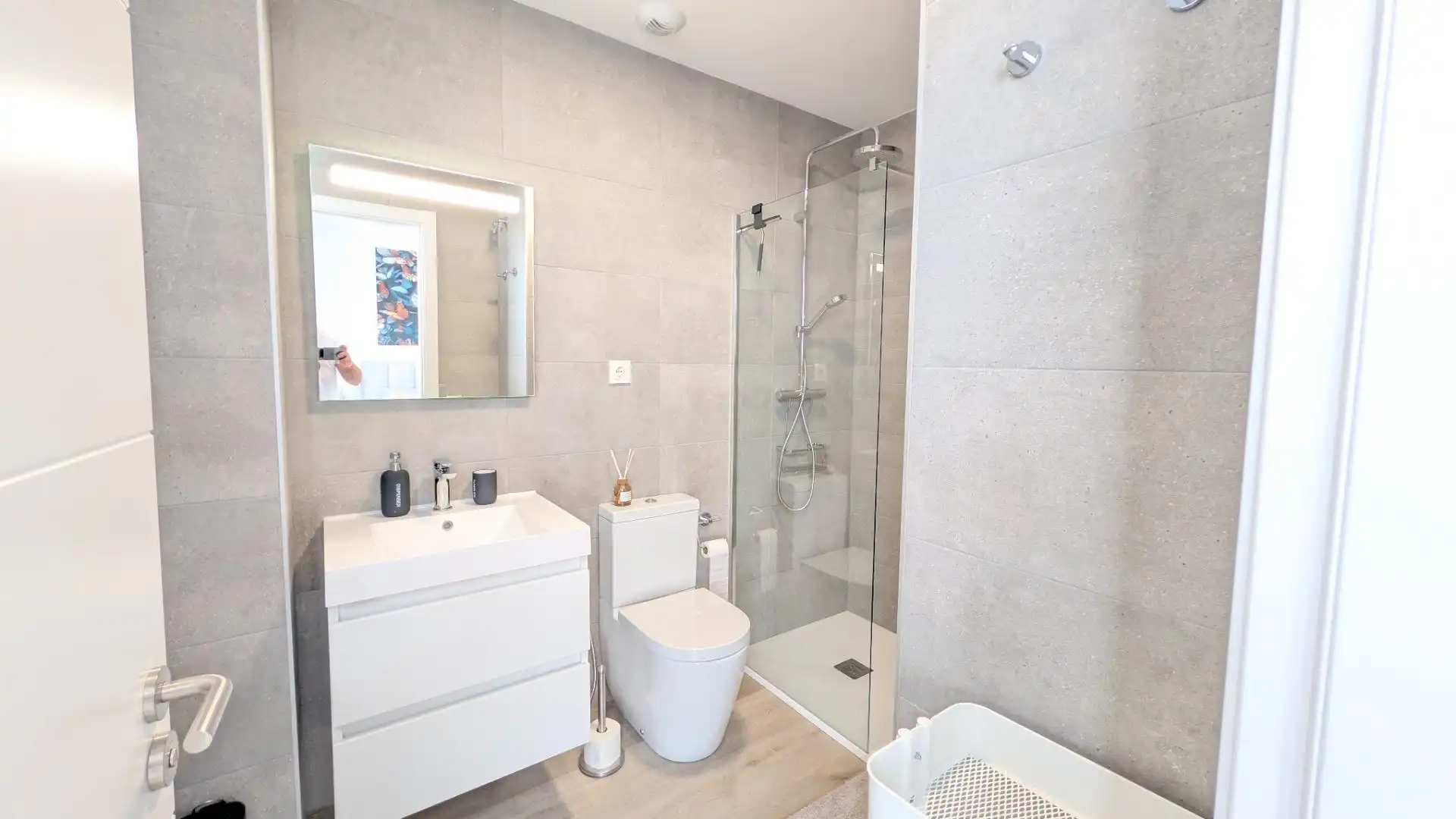 Baño de Piso de alquiler en Torremolinos con Aire acondicionado, Calefacción y Terraza