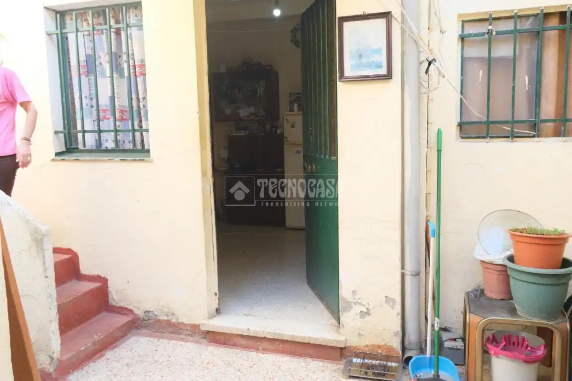 Casa adosada en venta en Sevilla con Terraza