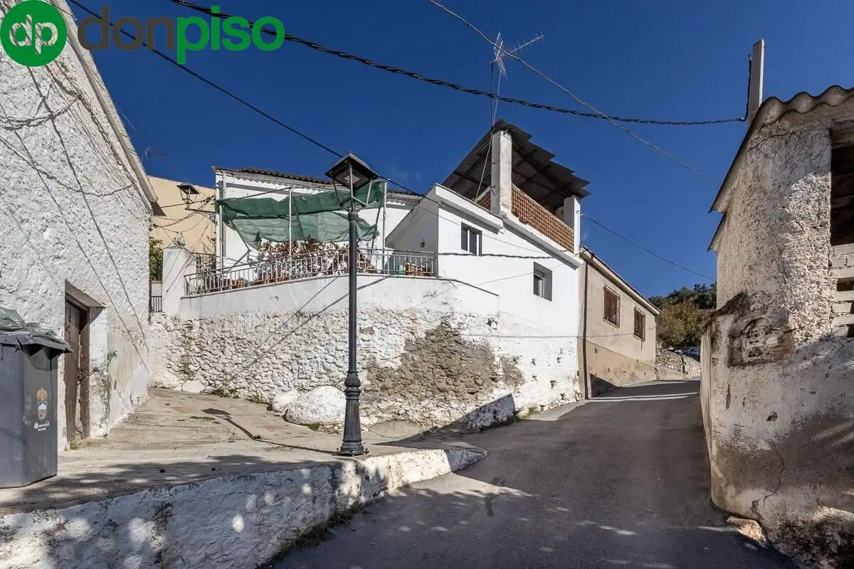 Vista exterior de Casa o chalet en venta en Monachil con Trastero y Balcón