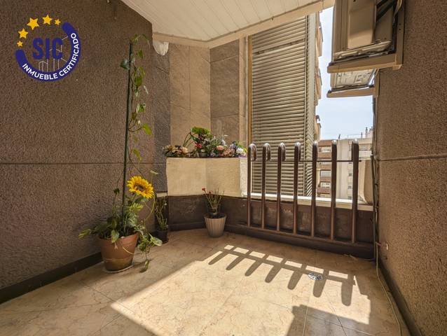 Piso en Venta en Valencia - AV DR WAKSMAN en En Corts - Doctor Waksman