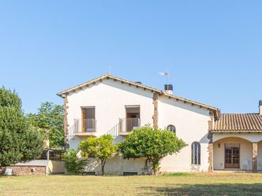 Casa con balcón en venta en EMPURIES