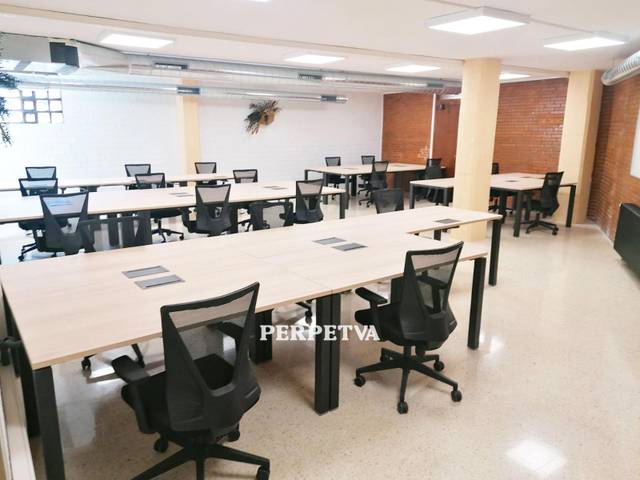 Oficina en Alquiler en de Sant Carles en Centre