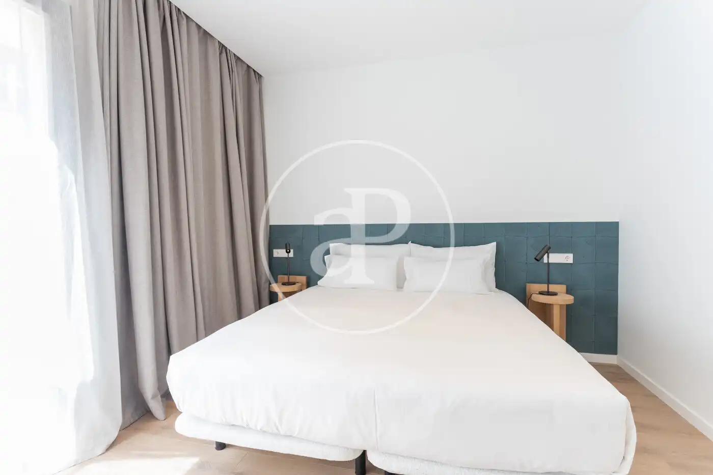 Appartamento con terrazza in affitto a Trav. de Dalt, imagen 31