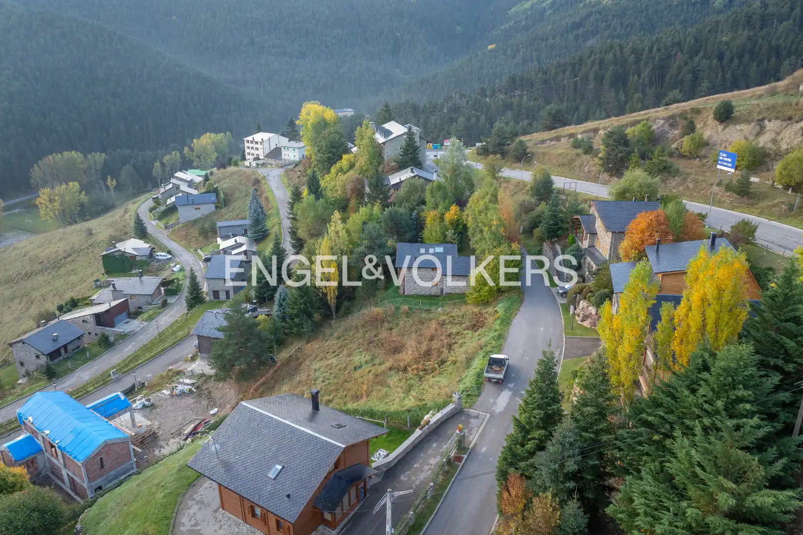 Houses for sale in Alp  with Heating, Private garden and Parquet flooring