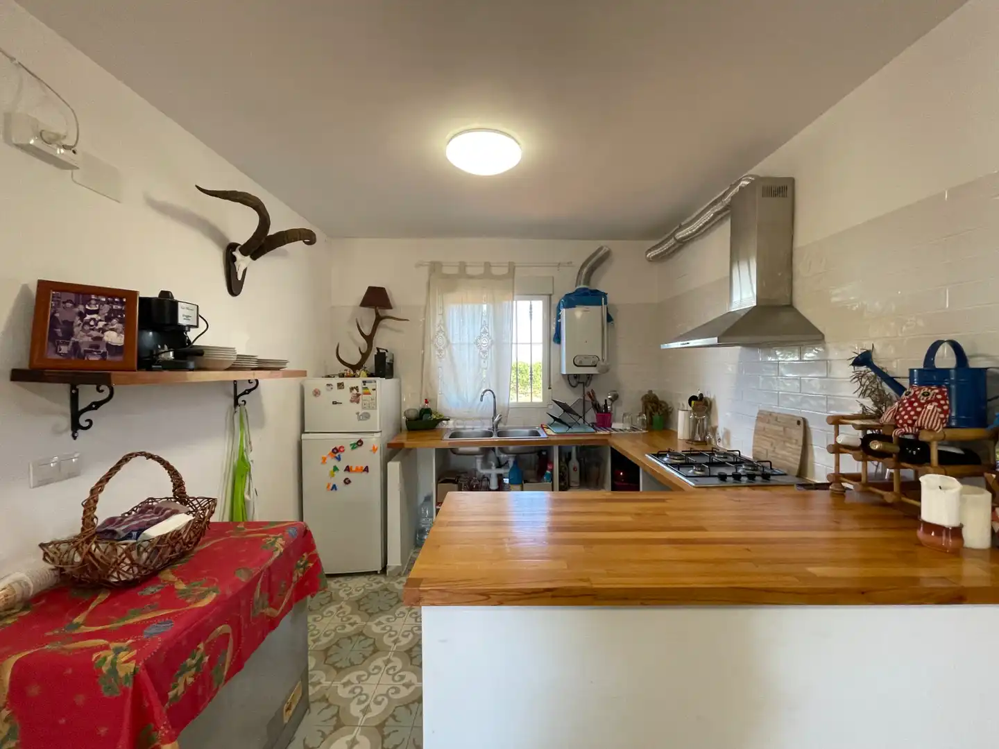 Cuina de Casa o xalet en venda en Betxí amb Jardí privat, Terrassa i Piscina