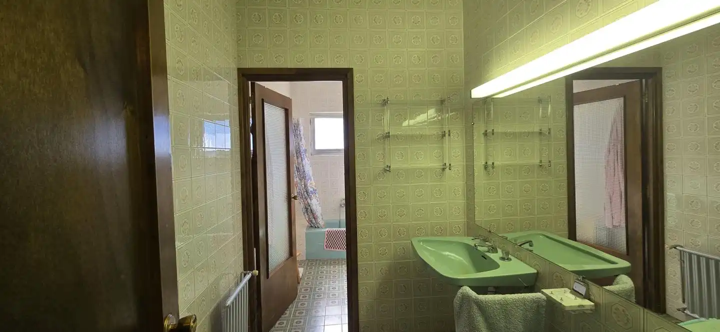 Bathroom of Houses for sale in Guadarrama  with Terrace and Furnished