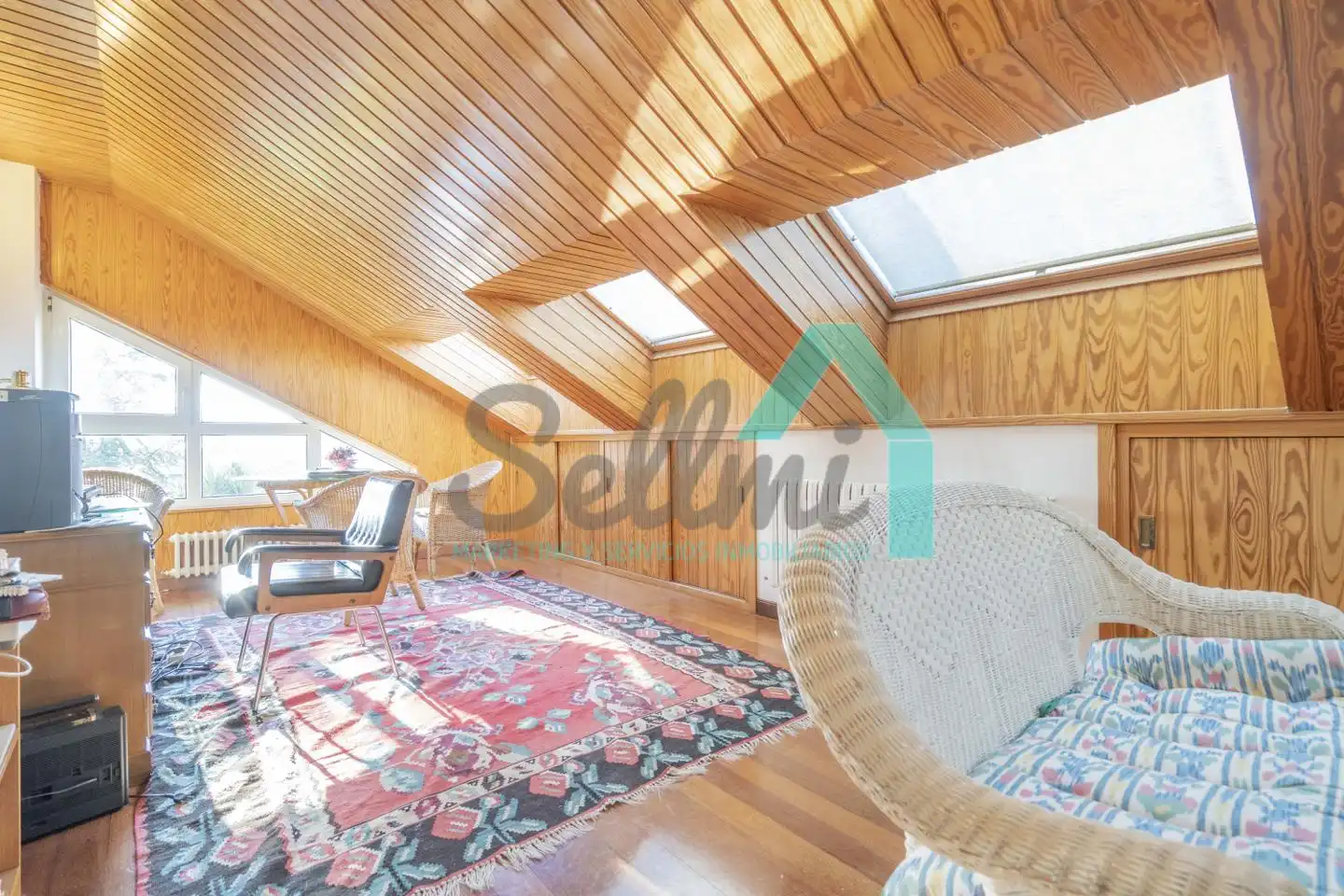 Casa o xalet en venda en Oviedo  amb Calefacció, Jardí privat i Parquet