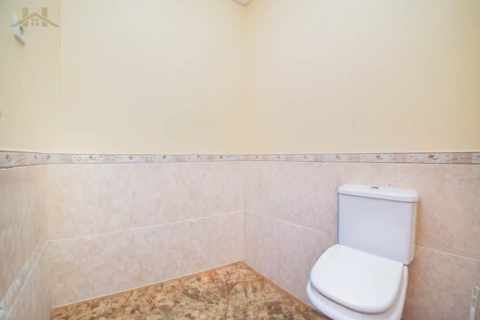 Baño de Nave industrial en venta en Pelayos de la Presa con Alarma