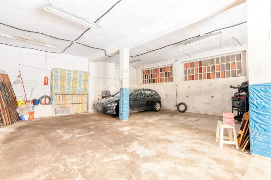 Garage zum Verkauf in Salamanca